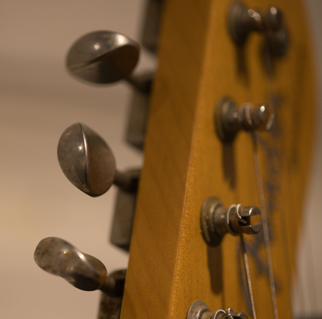 Headstock