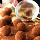 Healthy gingerbread balls