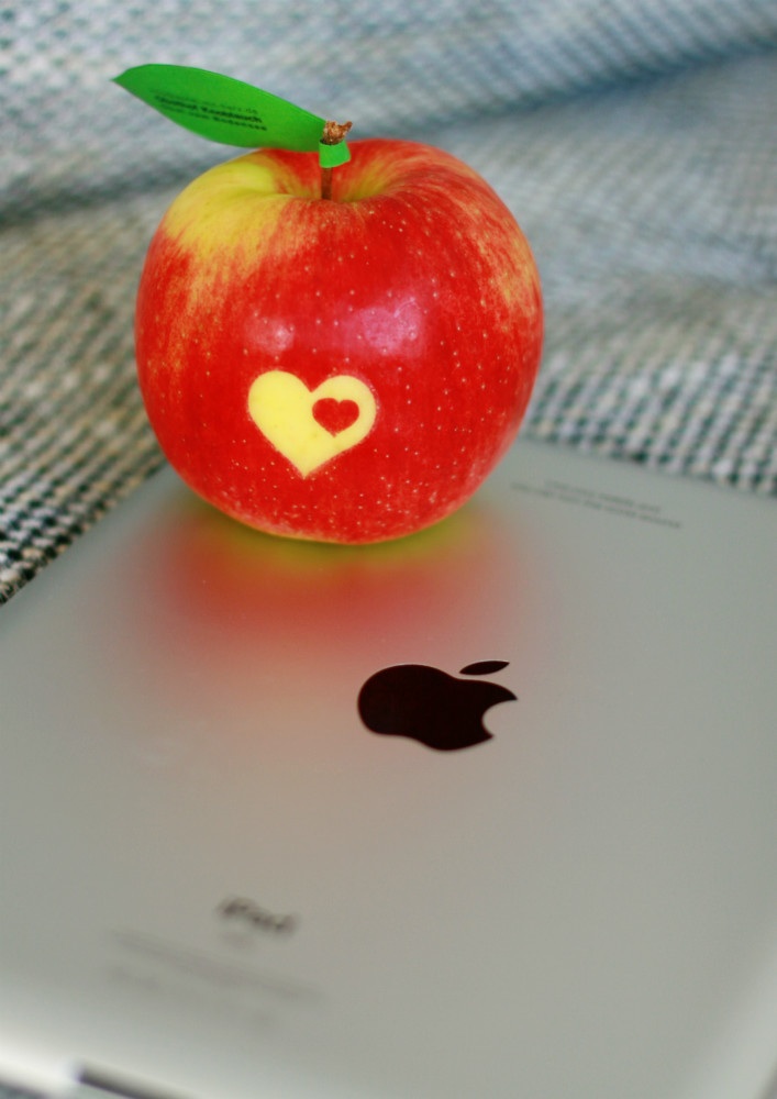 * Heart & Apple *