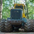 Heavy Equipment im Wald