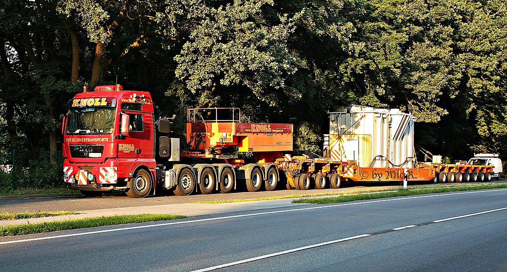 Heavy Load...............................oder 185 Tonnen ( Gesamtgewicht ) auf Reisen