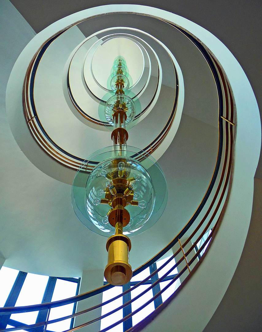 heavy-metal-in-berlin-foto-bild-architektur-treppen-und