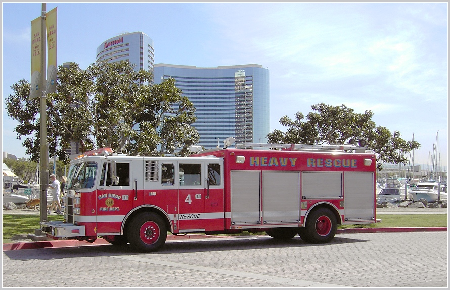 Heavy Rescue 4, San Diego Fire Dept.