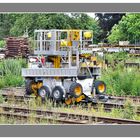 Hebebühnen für die Oberleitungen der Bahn