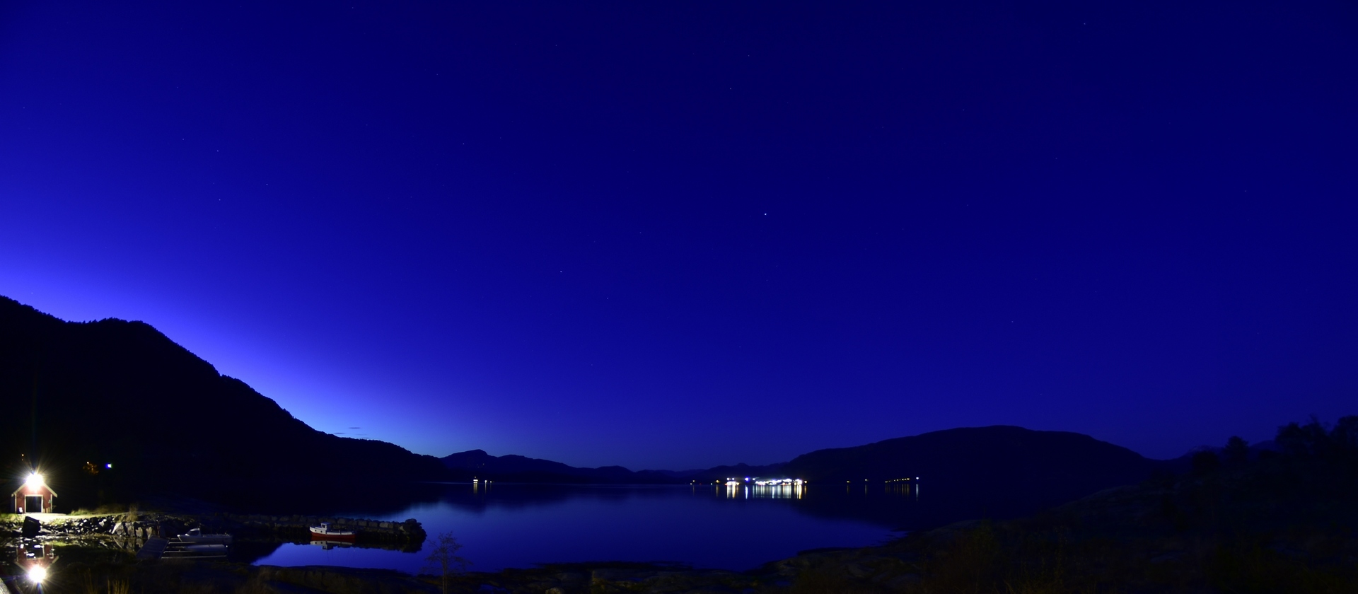 Hebnes bei Nacht