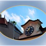 hebräische Uhr am jüdischen Rathaus