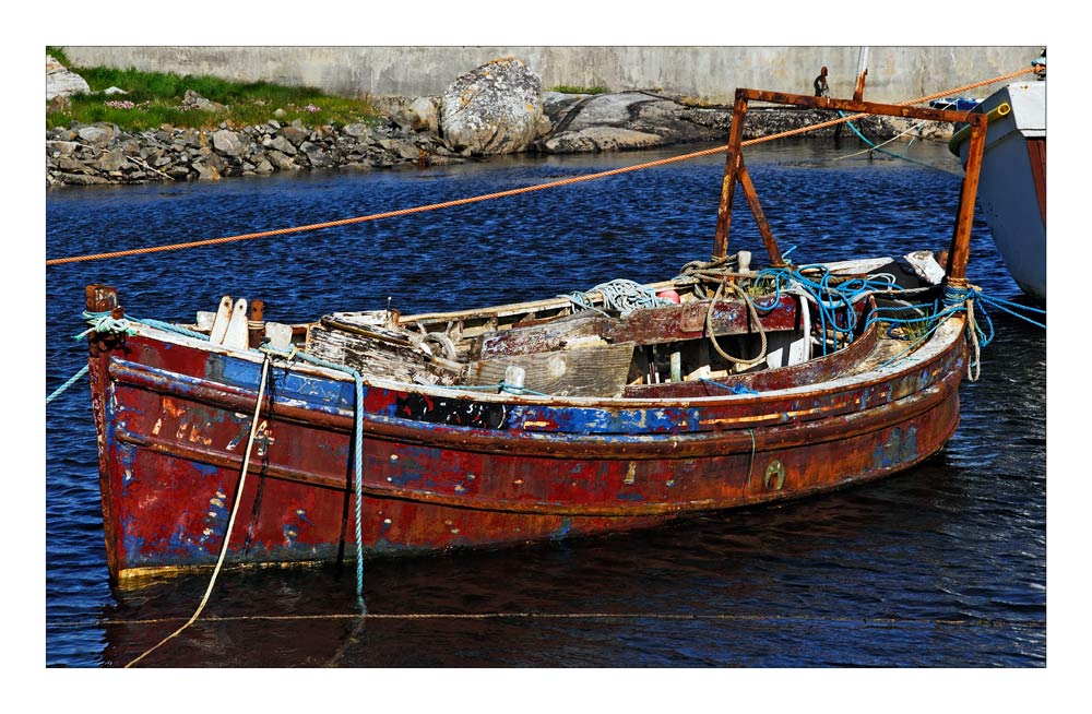 Hebridean Tour:           Wee Fishing Boat - Fischerboot