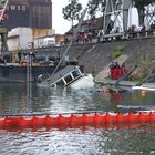 Hebung eines Schiffes