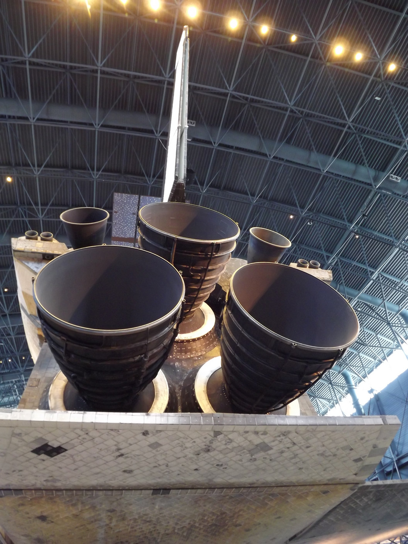 "Heckansicht" von Space Shuttle Discovery