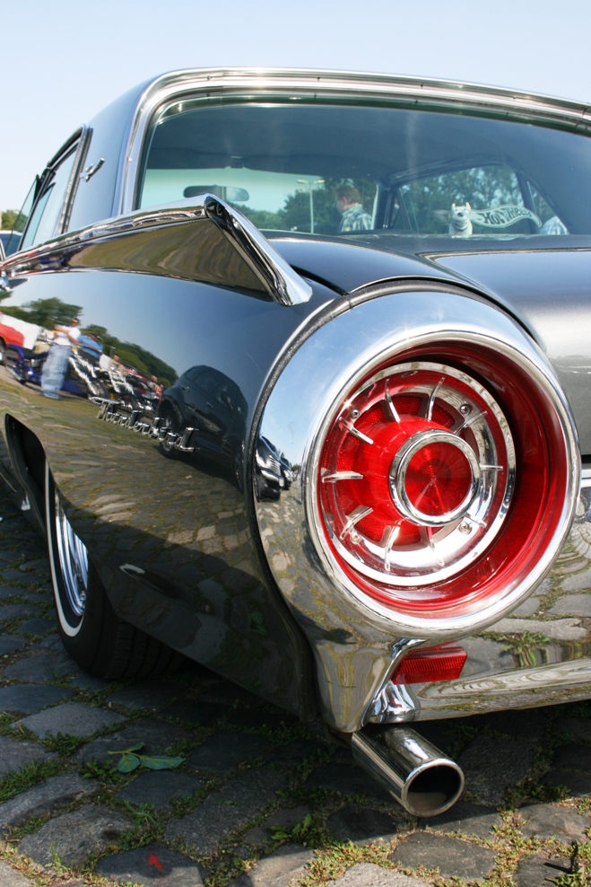 Heckleuchte 1: 1963 Ford Thunderbird