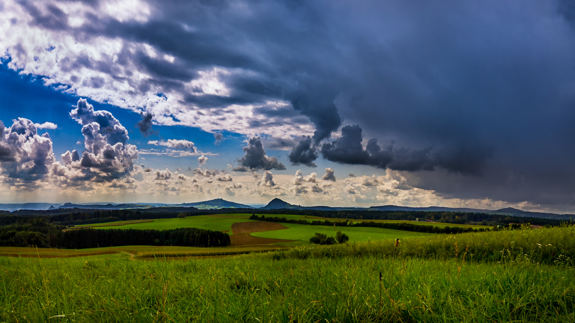 Hegauvulkane - Wolken vor dem Sturm