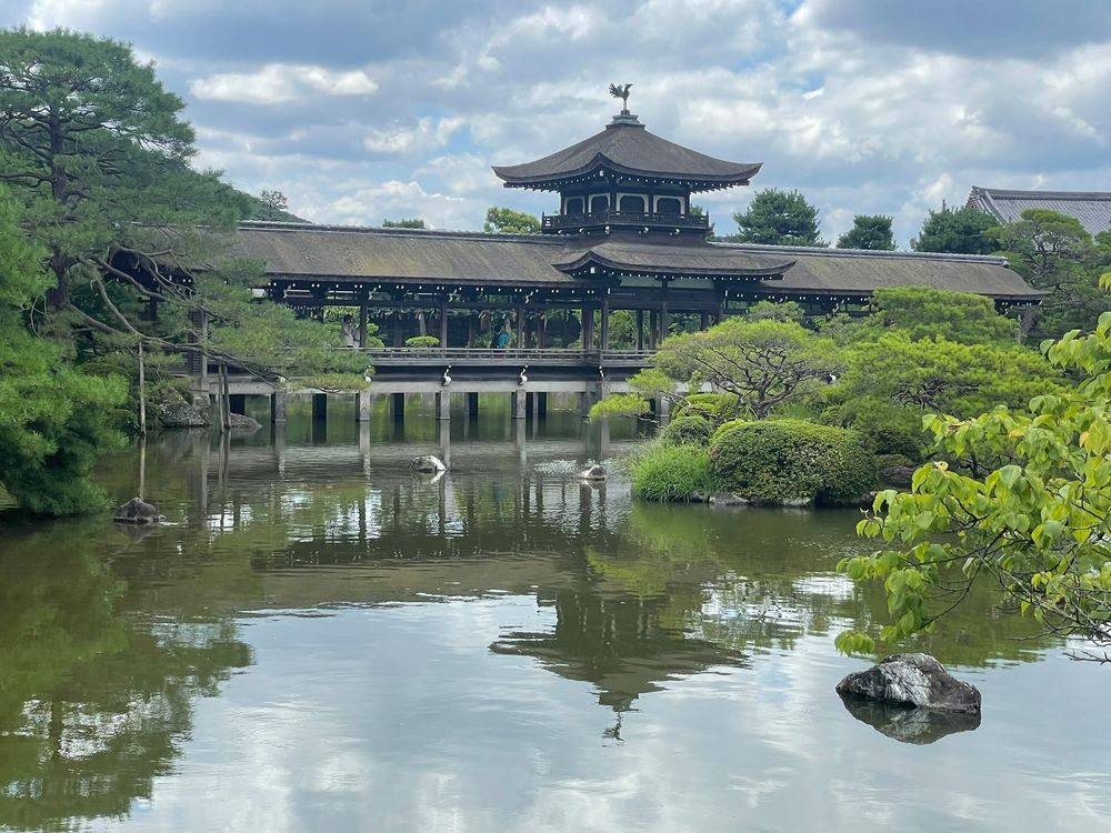 Heian-jingu Shrine Garden