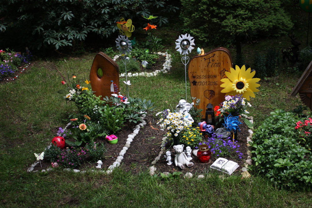 Heidefriedhof Dresden - Säuglingsgräber