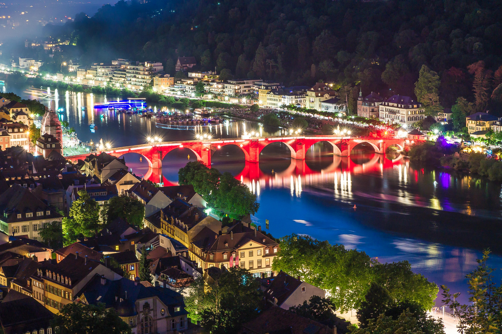 Heidelberg Alte Brücke in rot