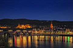 Heidelberg bei Nacht