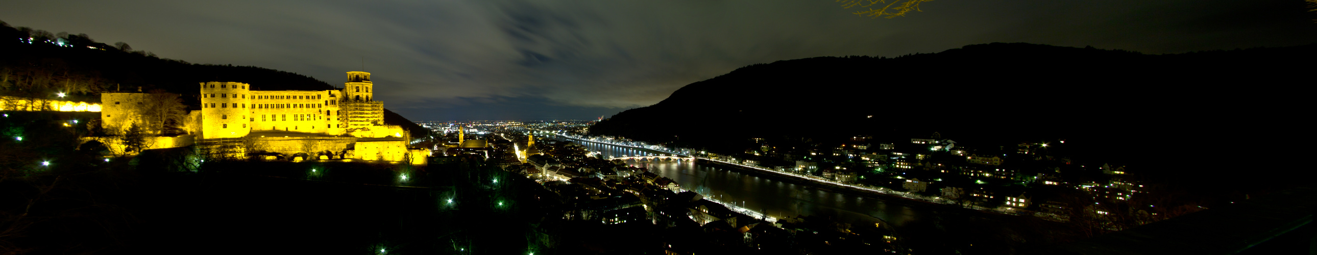 Heidelberg bei Nacht