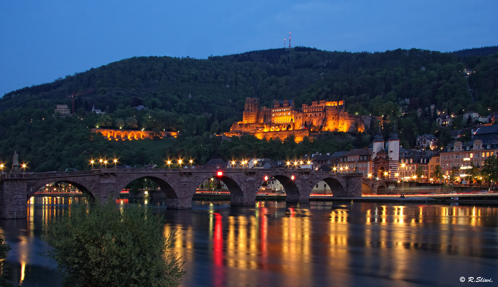 Heidelberg bei Nacht