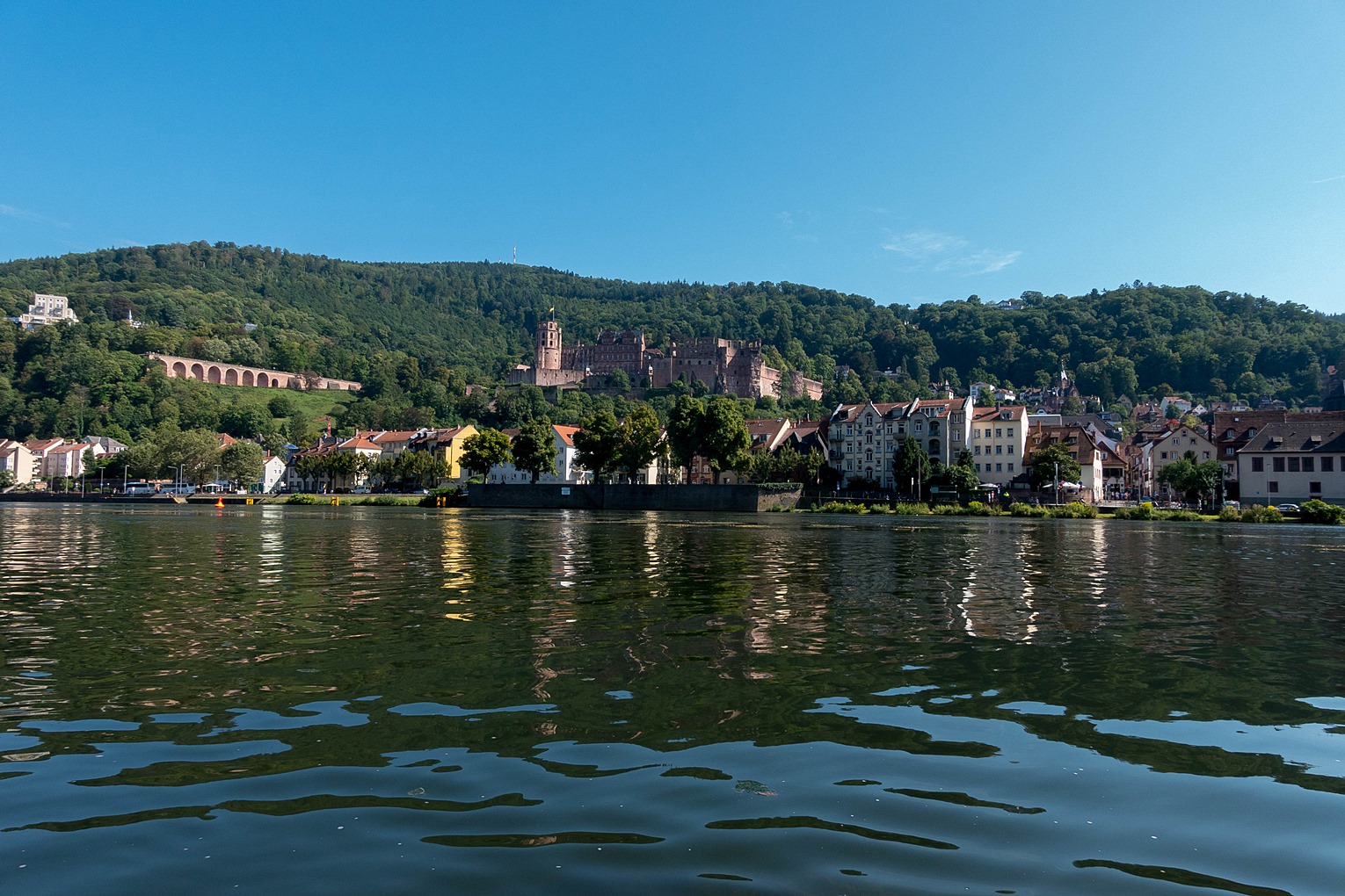 Heidelberg vom Kanu aus