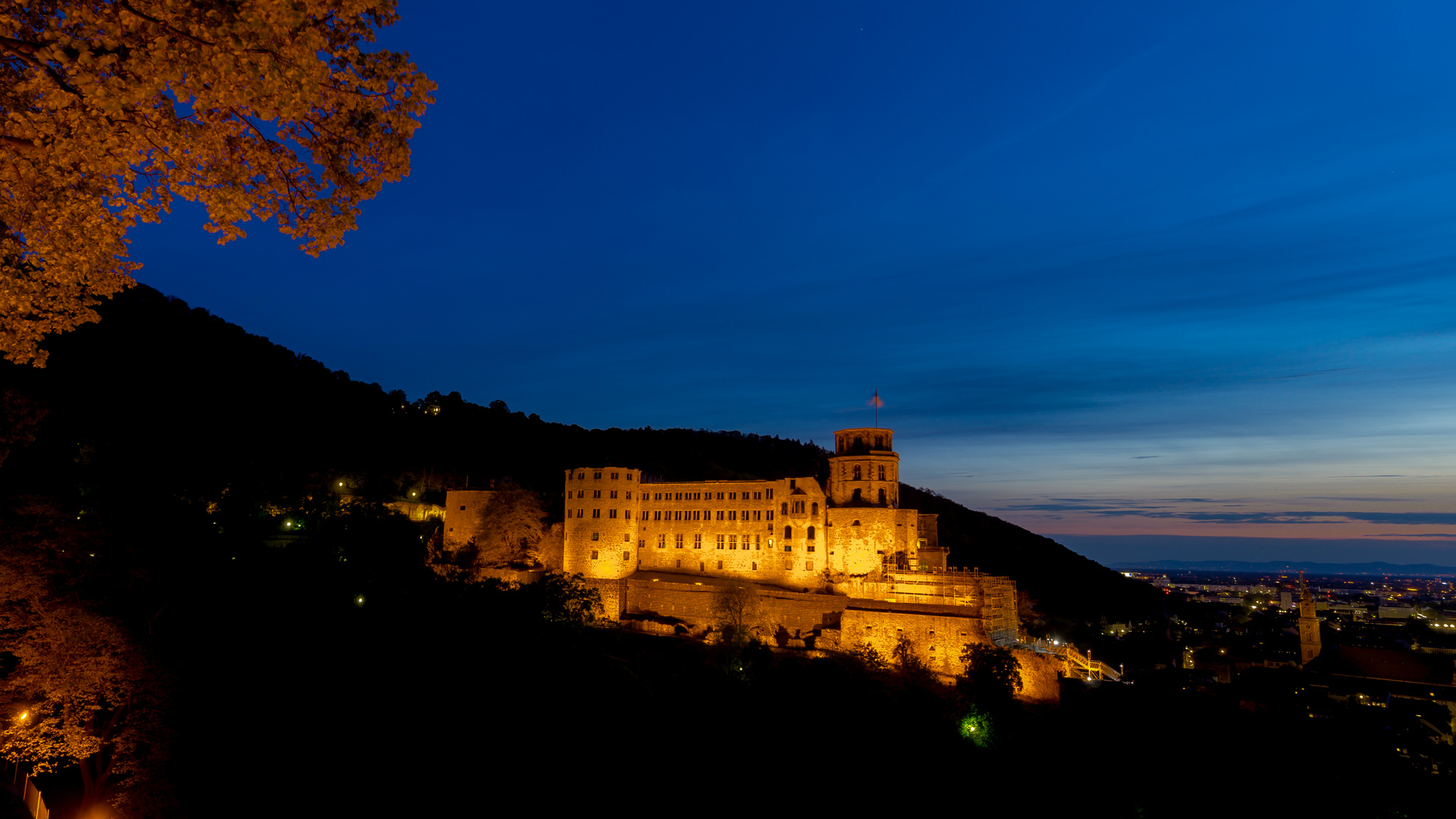 Heidelberger Schloss am Abend