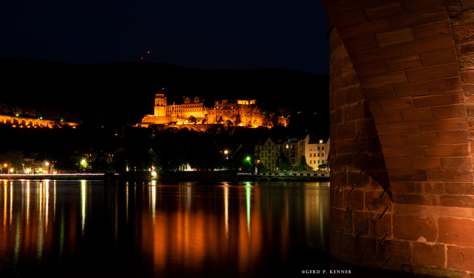 Heidelberger Schloss - aus Sicht vom Frosch (-König)