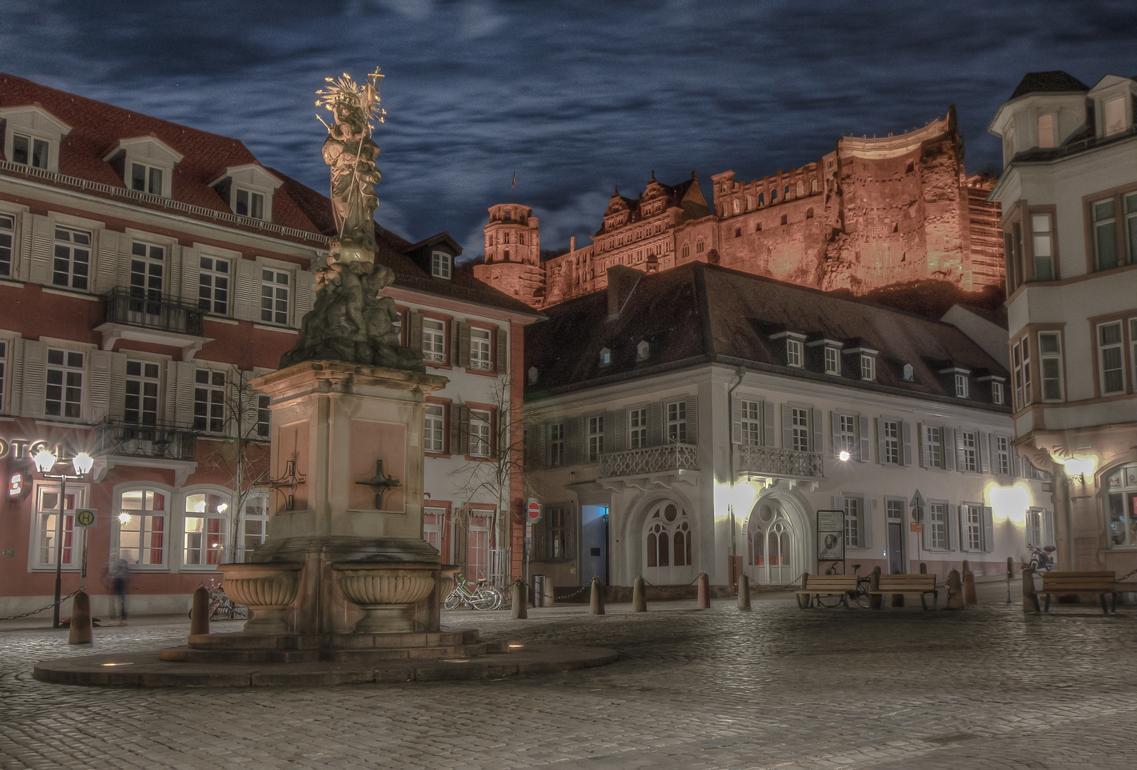 Heidelberger Schloss nachts..