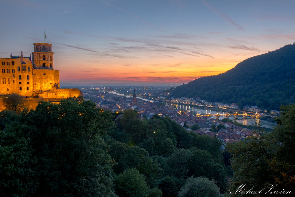 Heidelberger Schlossgarten mit Blick über das Neckartal Foto & Bild