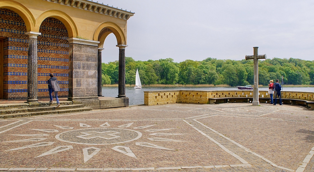 Heilandskirche am Jungfernsee