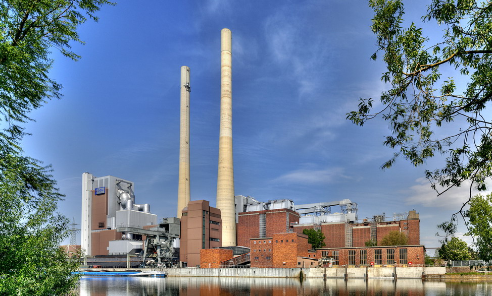 Heilbronn. Das Kohlenkraftwerk in voller Pracht