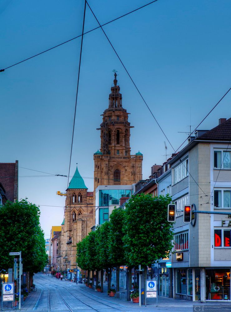 Heilbronn. Die KiliansKirche im AbendLicht