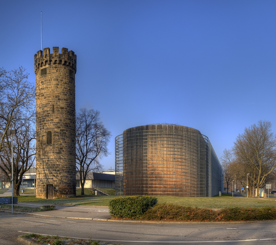 Heilbronn. Histrorischer Bollwerkturm - mit Garage
