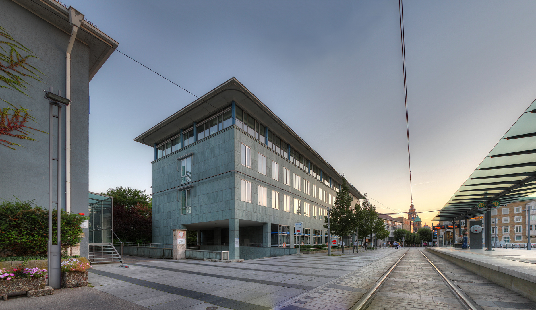 Heilbronn: Volksbank und Blick Zum Kiliansplatz hin