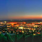 (Heilbronn) zwischen aufgehendem Mond und untergehender Sonne