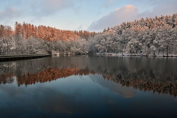 Heilenbecker Stausee im Winter....