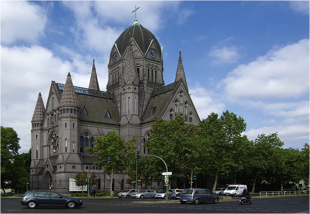 HeiligKreuzKirche Berlin Kreuzberg Foto & Bild architektur, sakralbauten, motive Bilder