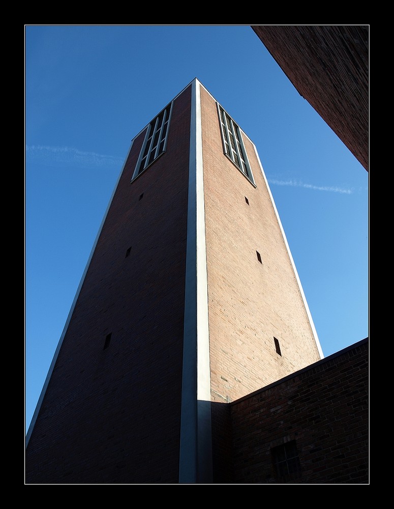 -Heilig Kreuz Kirche in Osnabrück 02-