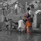Heilige Waschungen am Ganges