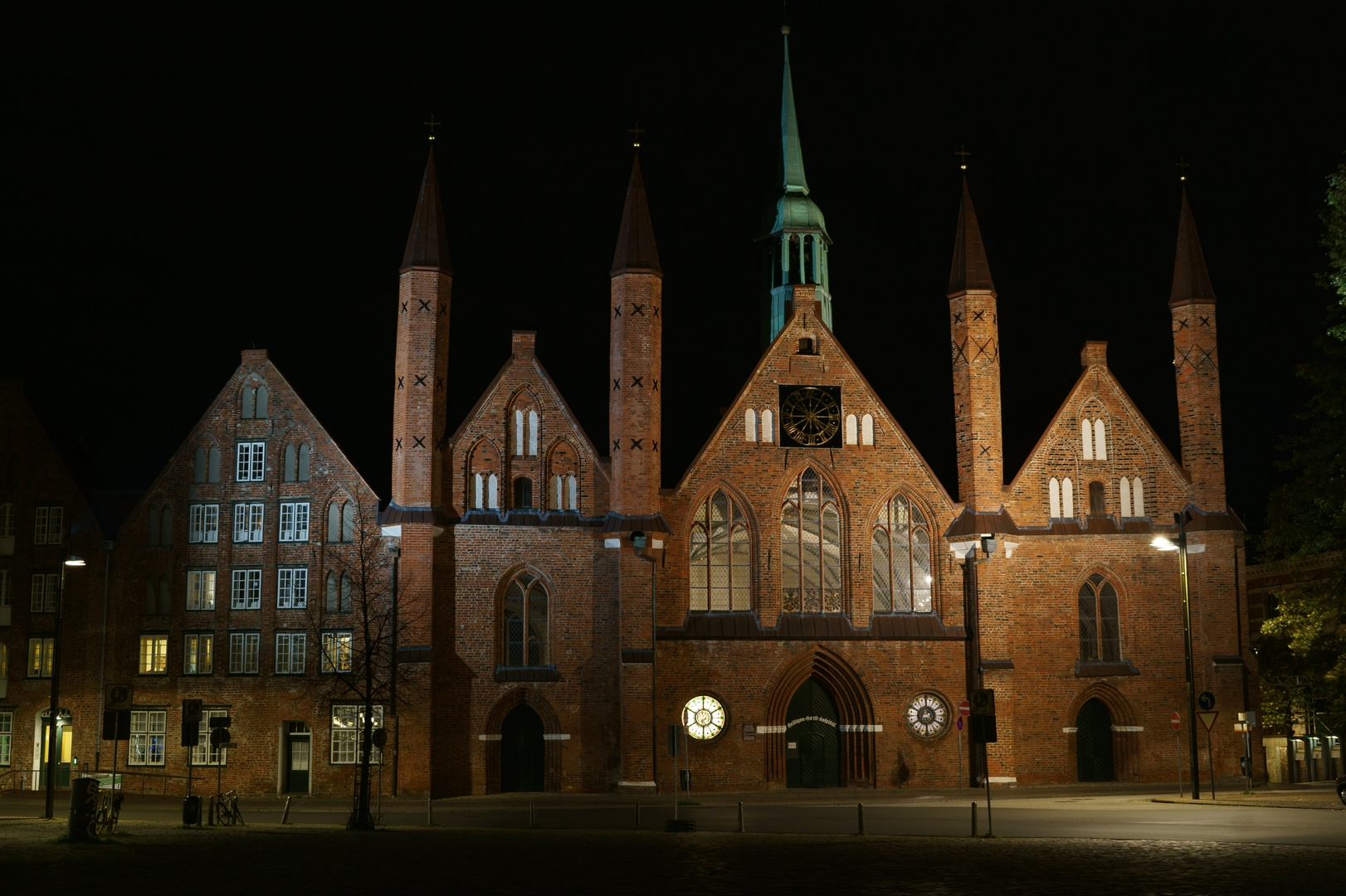 Bilder Von Hospital Zum Heiligen Geist