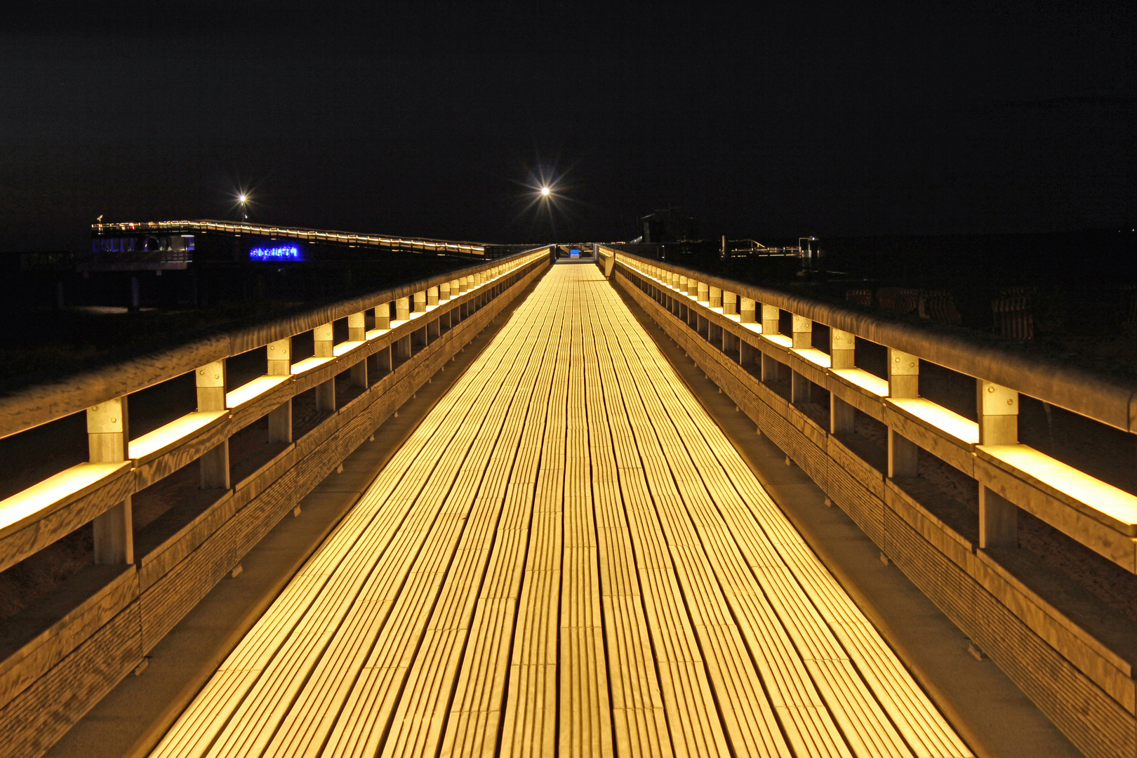 Heiligenhafen by Night 1