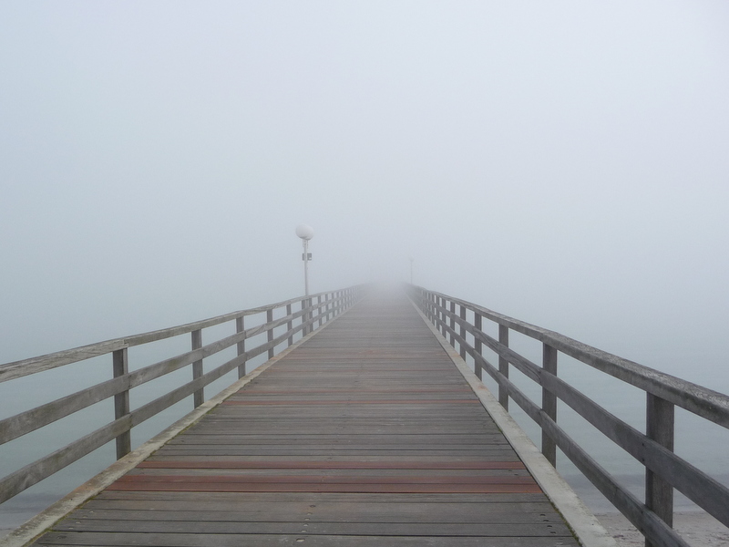 Heiligenhafener Seebrücke im Dunst