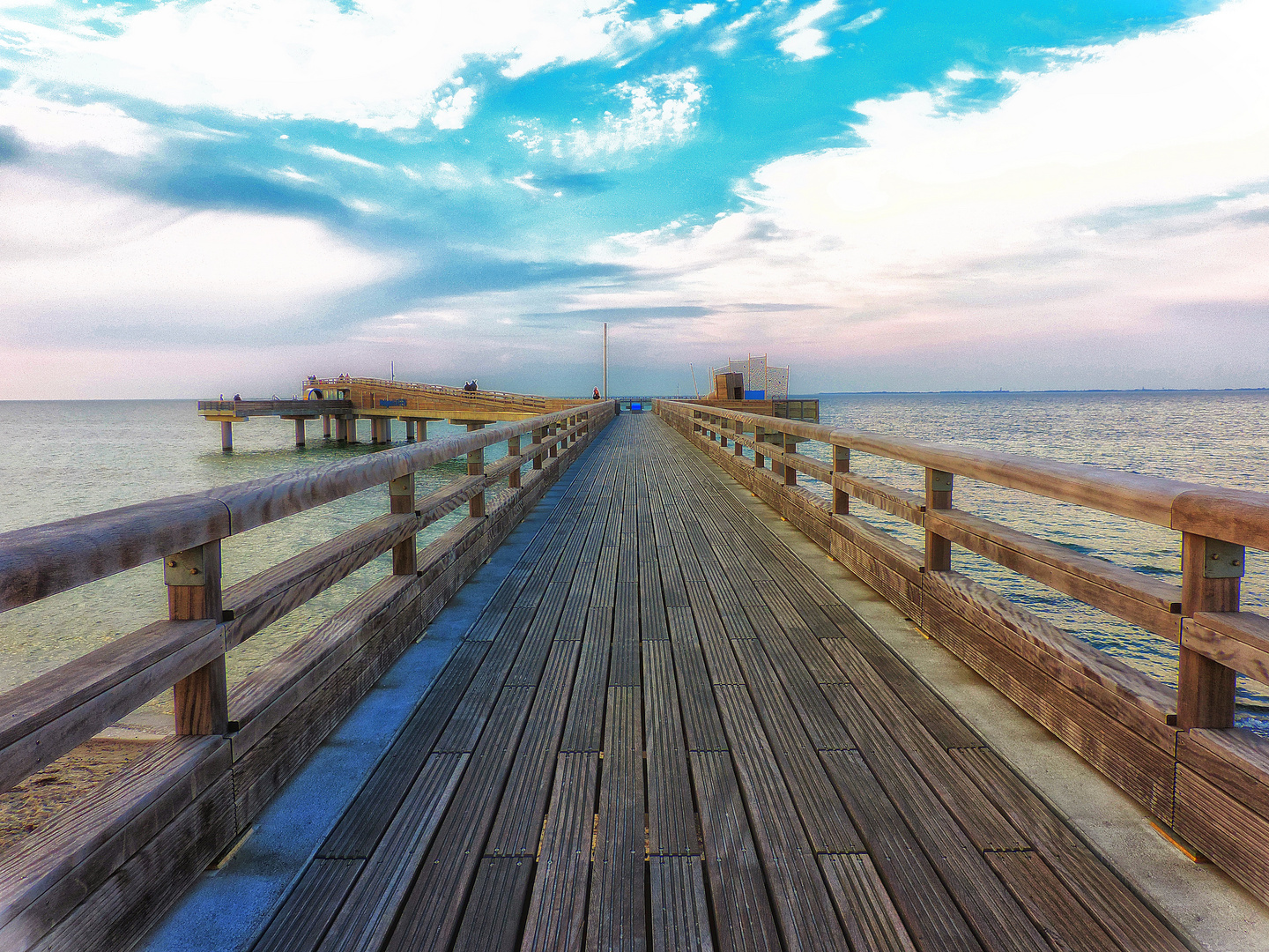 Heiligenhafens Erlebnis-Seebrücke