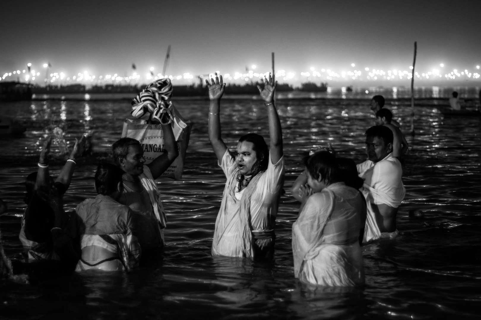 Heiliges Bad auf der Kumbh Mela 2013