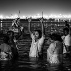 Heiliges Bad auf der Kumbh Mela 2013