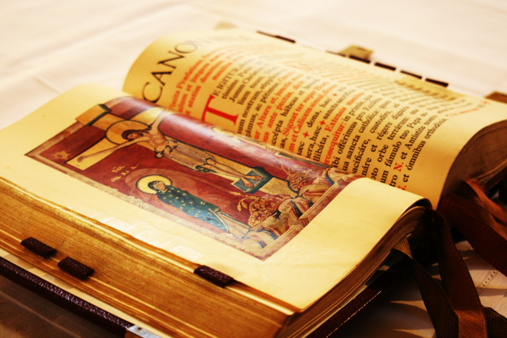 Heiliges Buch Foto & Bild | kunstfotografie & kultur, kleinkunst