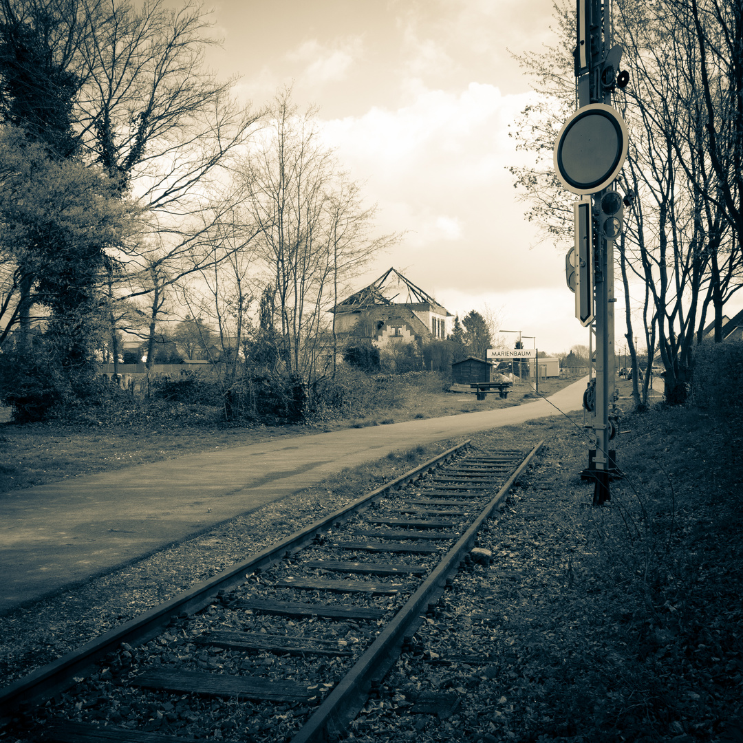 Heimat - Kurzstrecke mit Bahnhof