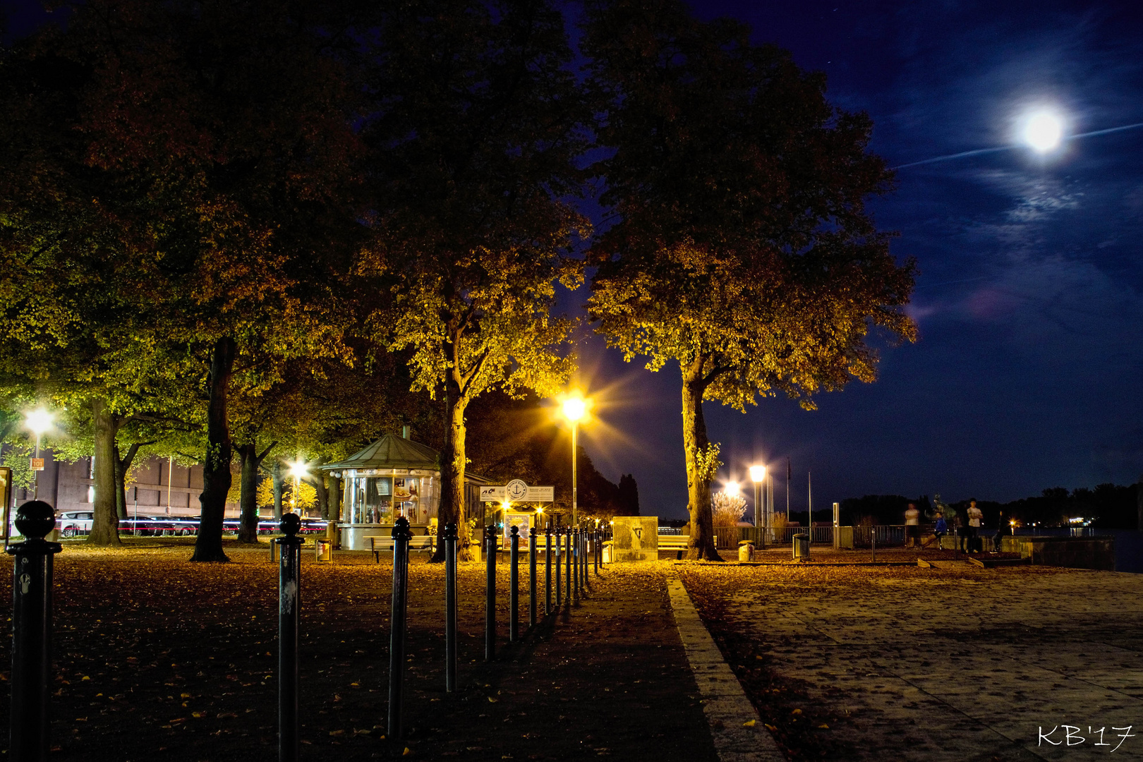 Heimathafen Hannover bei Nacht
