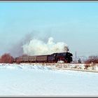 Heimatwinter 1980 mit 01 1511 in Pößneck vor der Haustür