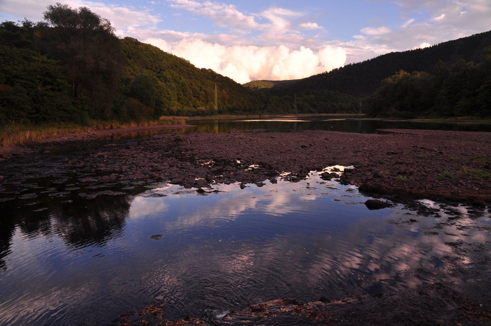 Heimbach-Staubecken ohne Wasser