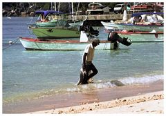 Heimkehr eines Fischers auf La Digue