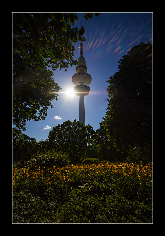 ...Heinrich-Hertz-Turm...