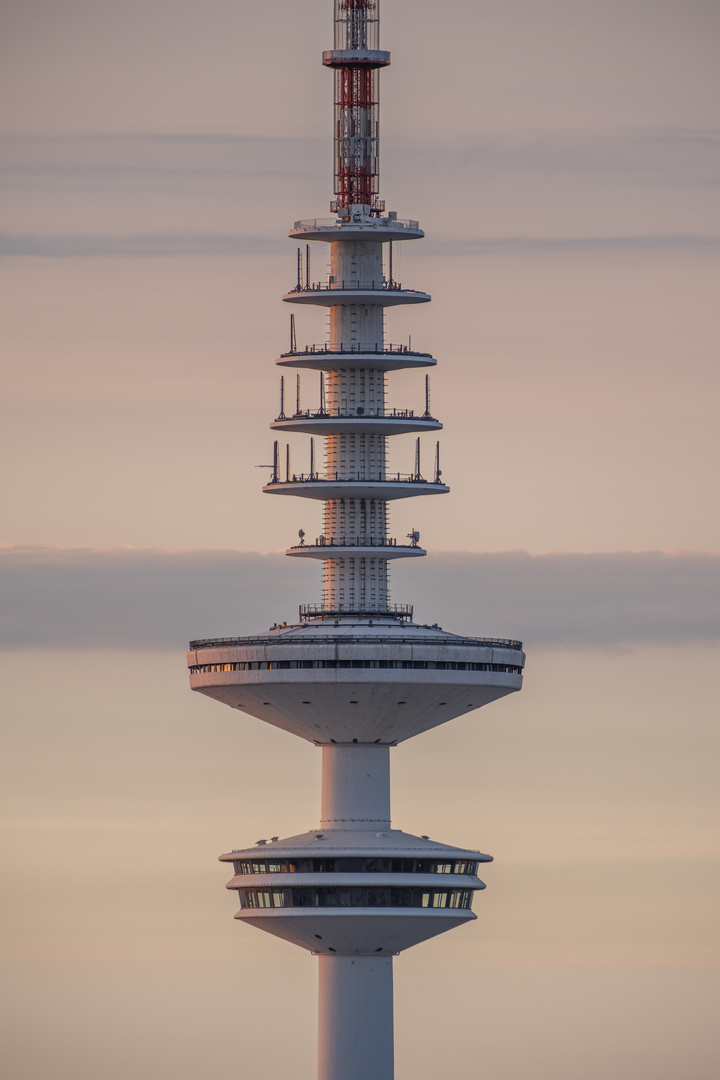 Heinrich Herz Turm  Hamburg